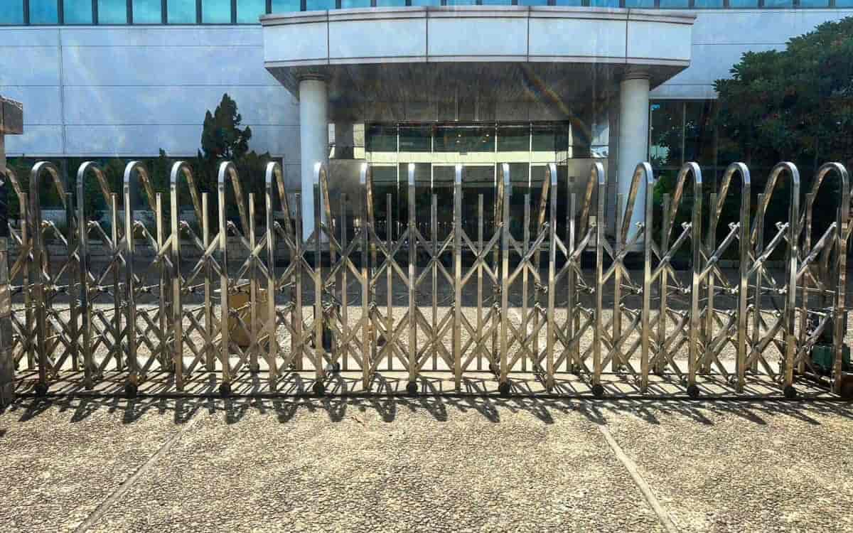 電動大門、伸縮門